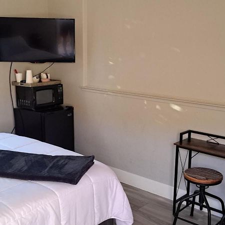 Roseville Properties Экстерьер фото