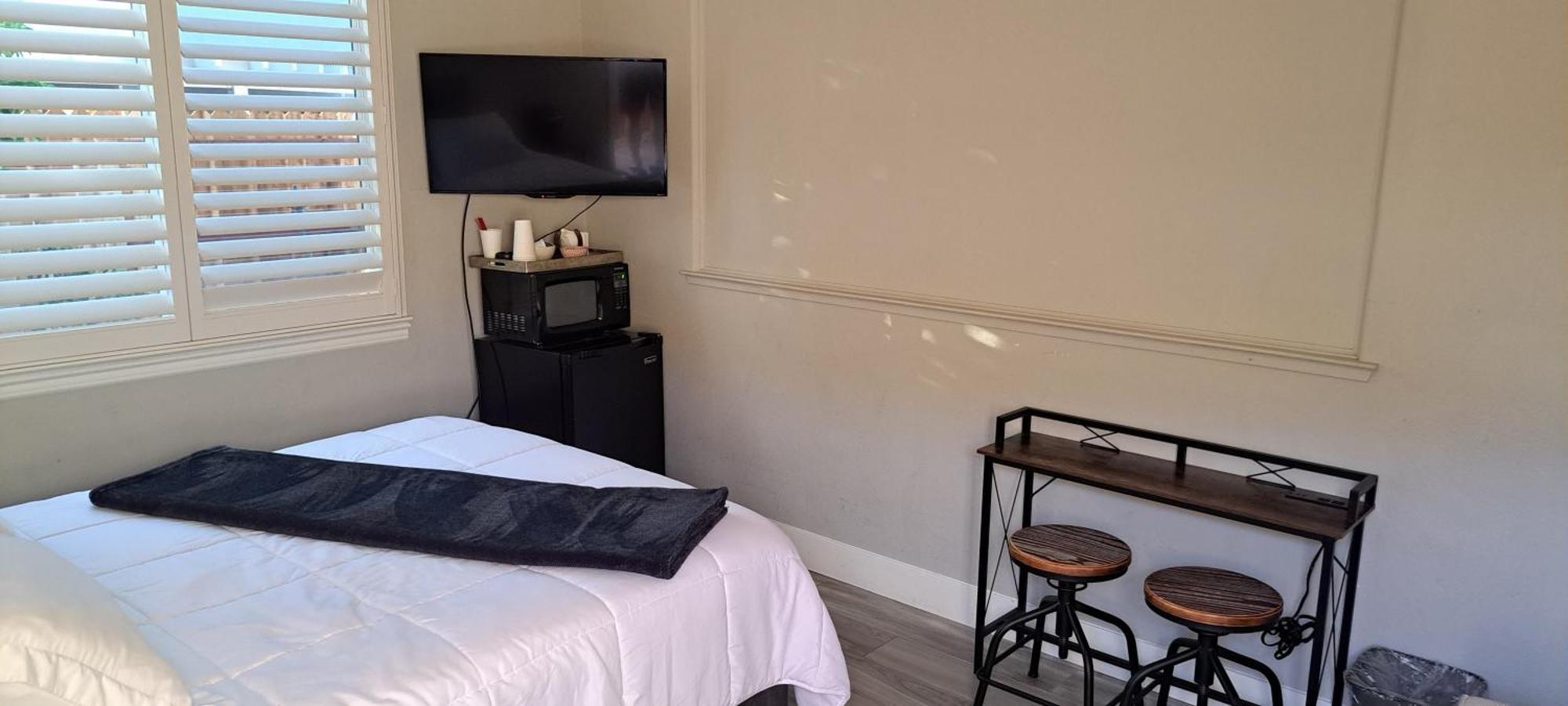 Roseville Properties Экстерьер фото